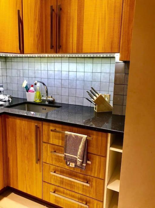 Stunning 2 Bed/2Bath Flat In Heart Of Kensington Apartment London Luaran gambar