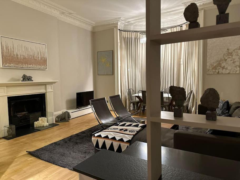 Stunning 2 Bed/2Bath Flat In Heart Of Kensington Apartment London Luaran gambar
